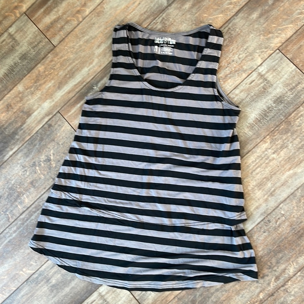 EUC Latched Mama nursing top